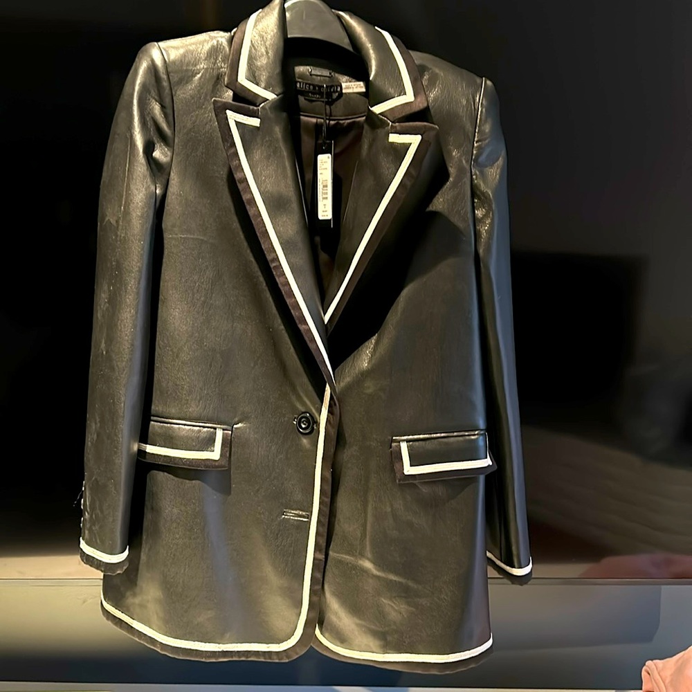 BRAND NEW with tags Alice and Olivia vegan leather blazer, size 2!
